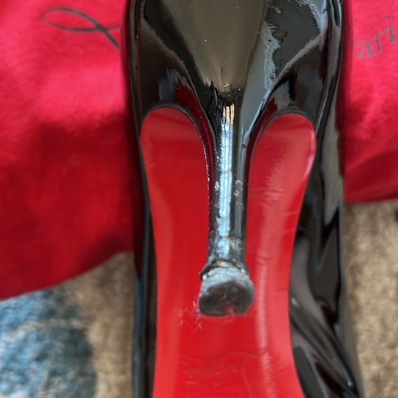 COPY - Christian Louboutin peep toe patent leathe… - Picture 6 of 8